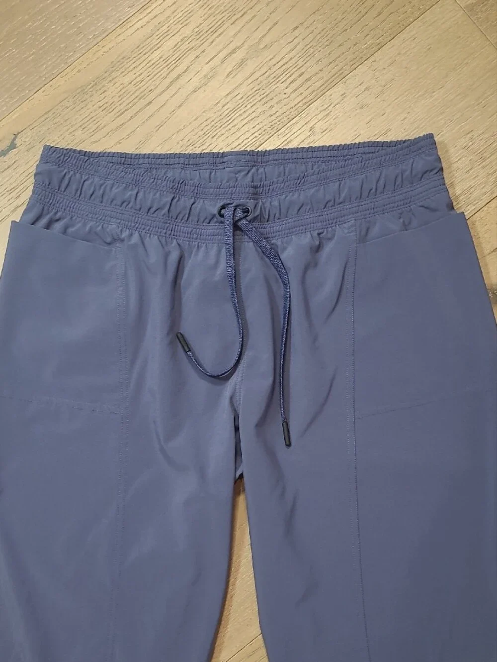 EUC Prana Capri Pants Women's sz L Purple Mid Rise Outdoor Adventure Pants